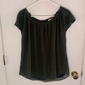 Lauren Conrad dark grey sleeveless Swiss dot blouse, pleated neckline Size XL